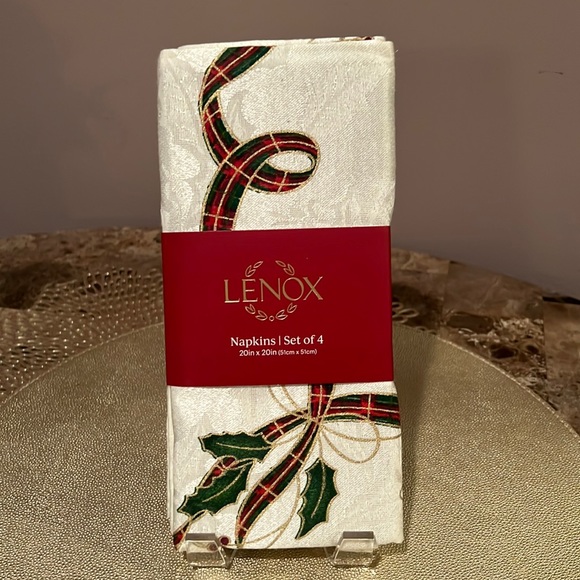 Lenox Dining Lenox Holiday Set Of 4 Napkins Poshmark